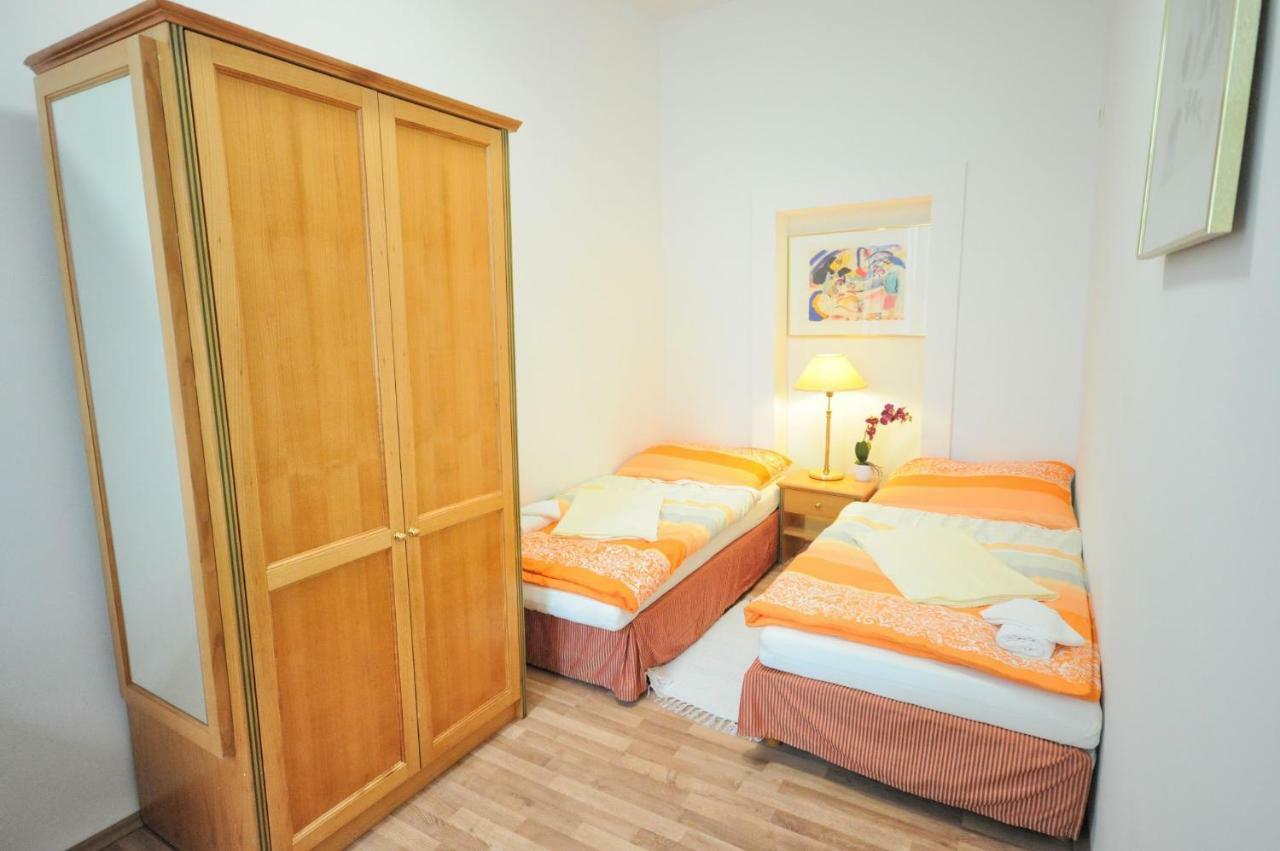 Ferienwohnung Schloessel 26/18 Vienna Exterior photo